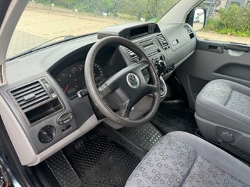 Volkswagen T5 Transporter - 12