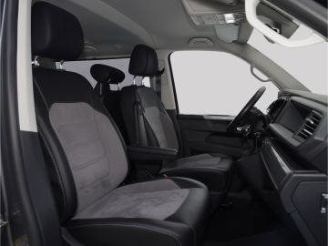Volkswagen T6.1 Multivan Gen Six 2.0 TDI DSG ACC LED AHK
