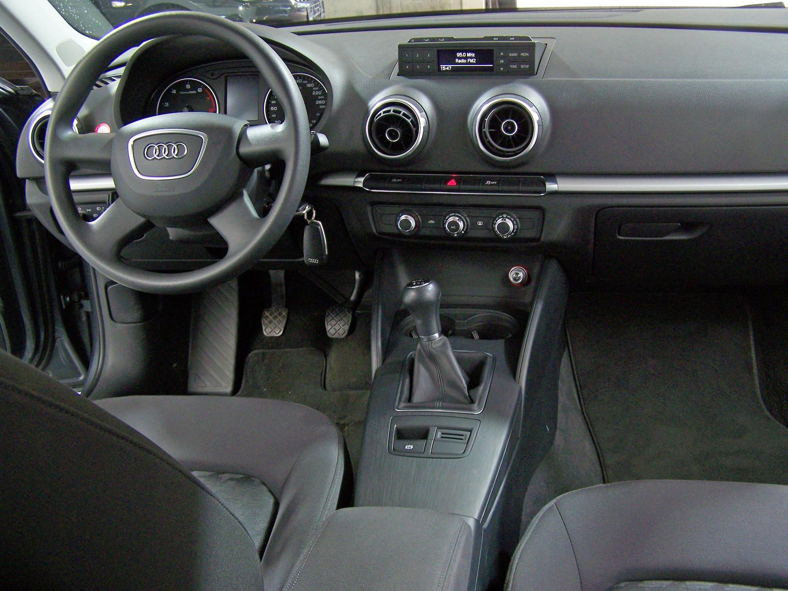 Audi A3 Sportback 1.2 TFSI Attraction TEMPOMAT+KLIMA