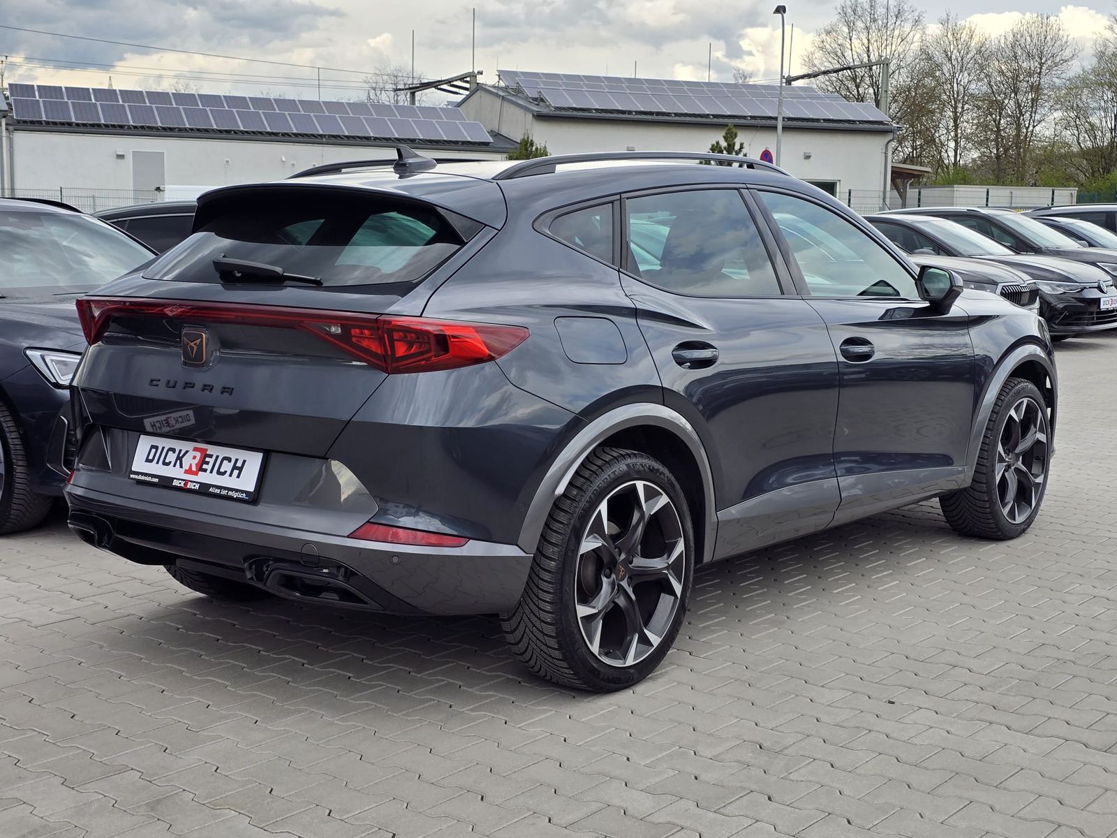 Fahrzeugabbildung CUPRA Formentor 1.5 TSIDSG ACC*DCC*LED*KAMERA*19"ALU