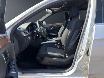 Mercedes E 220 - 9