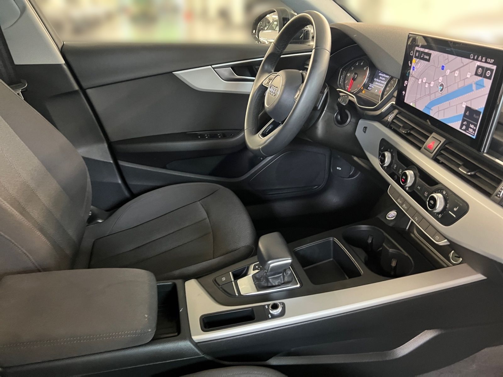 Audi A4 - Bild 15