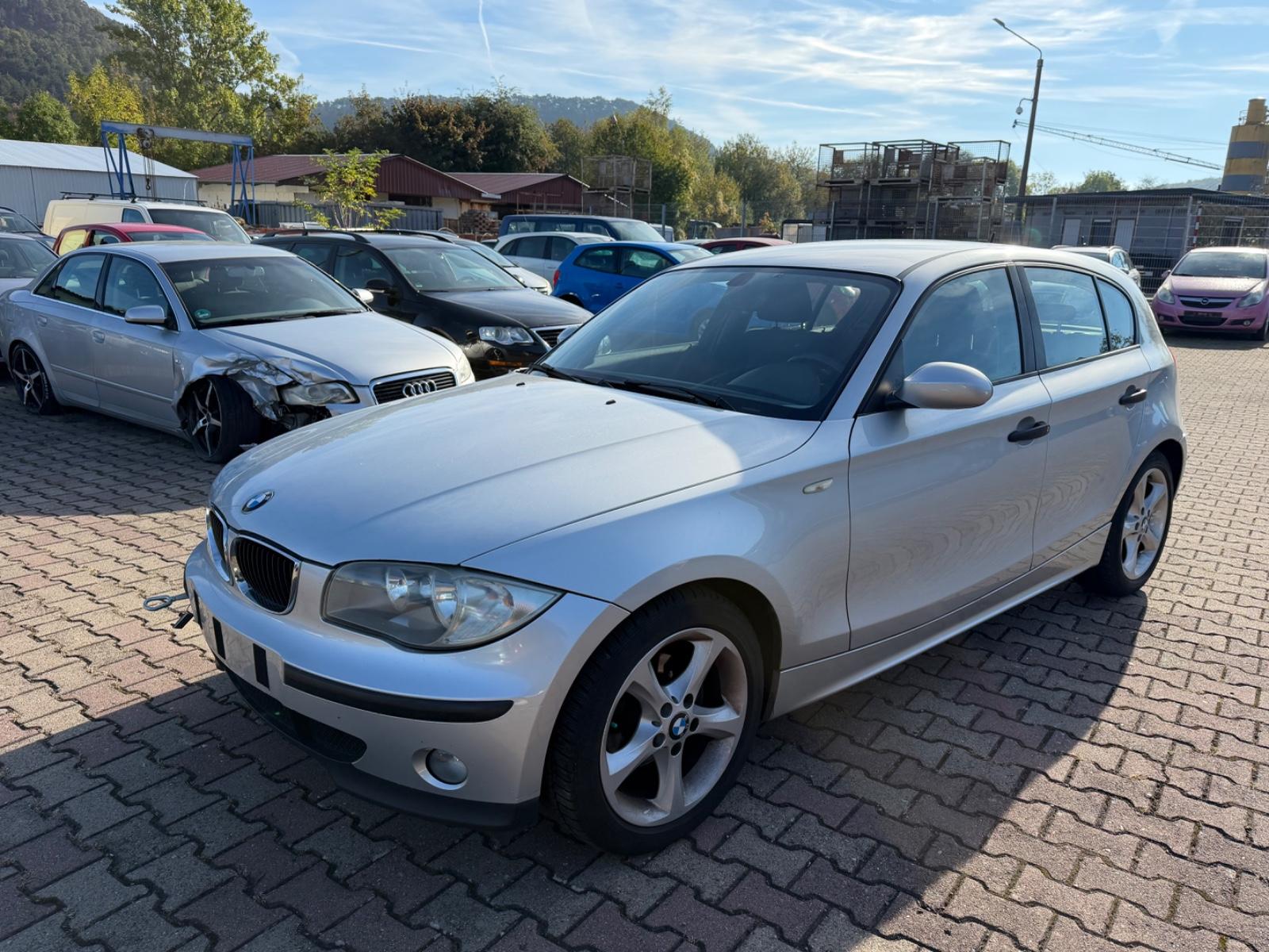 BMW 118 1 Limousine 118 d