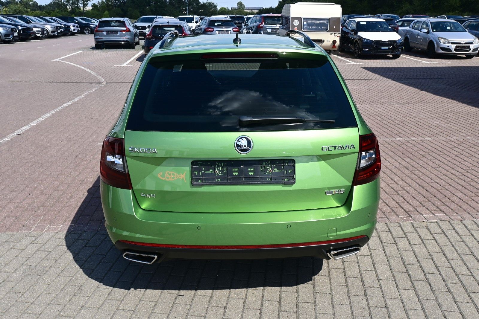 Fahrzeugabbildung SKODA Octavia 2.0 TDI Combi RS 4x4*Business-P*Chrom-P*