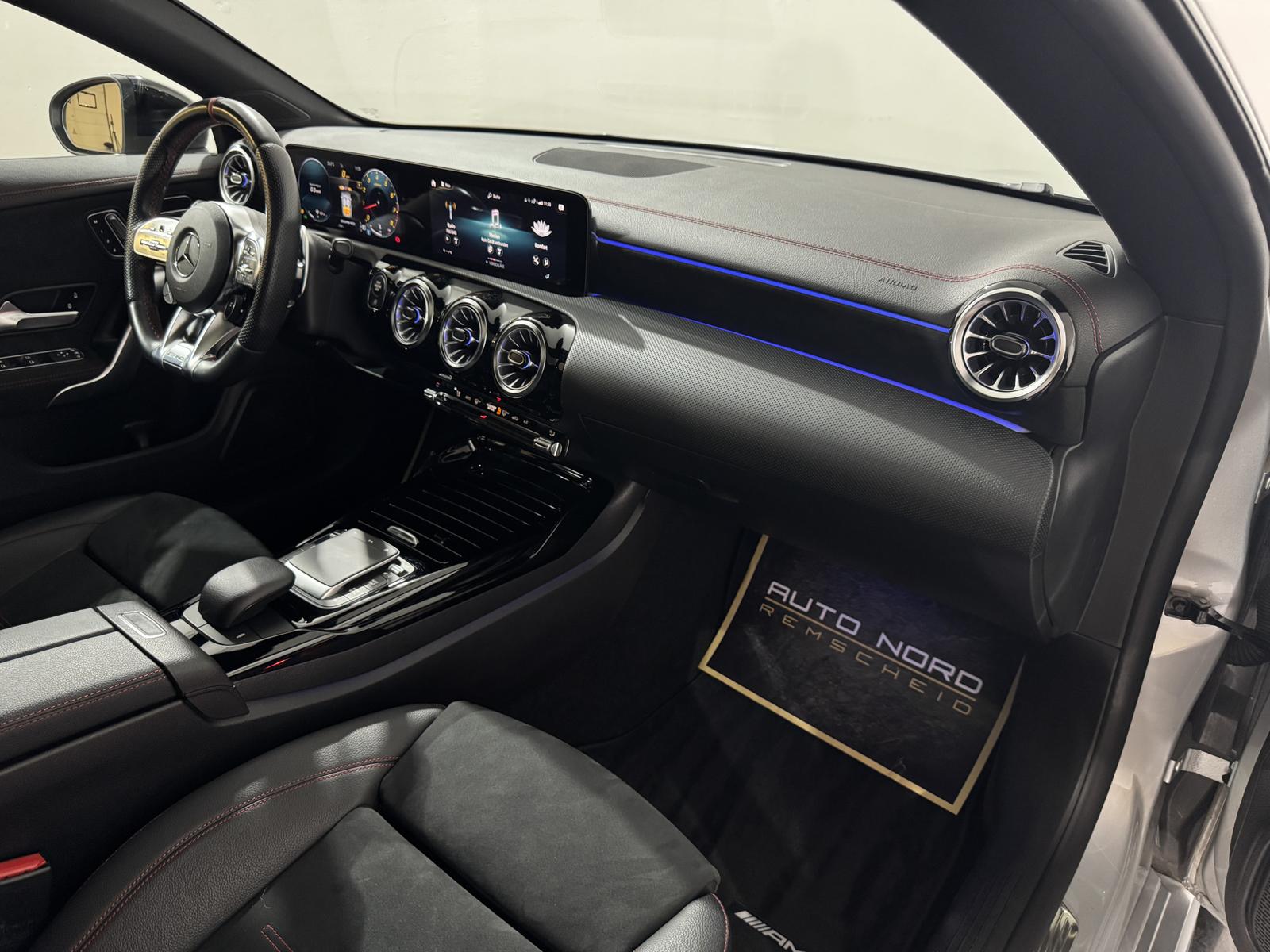 Mercedes-Benz CLA 35 AMG Shooting Brake *19"*Pano*360°*Memory*