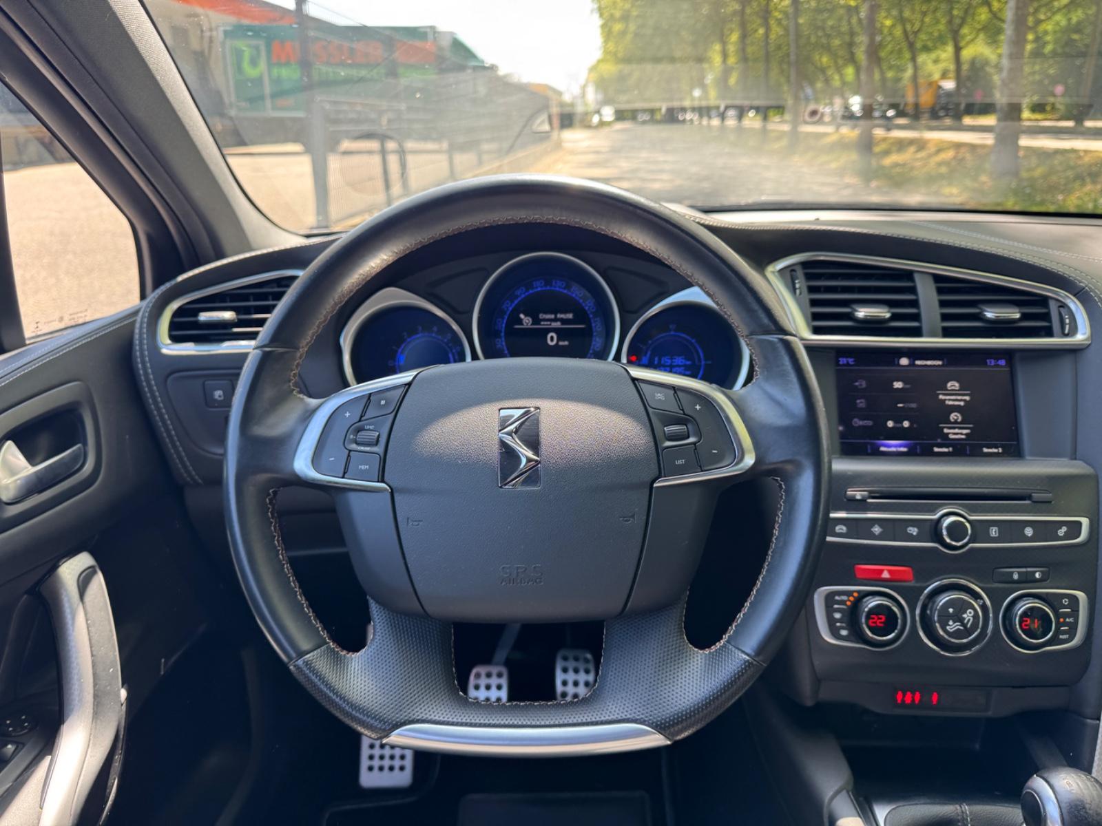 DS Automobiles DS4 DS 4 Performance Line