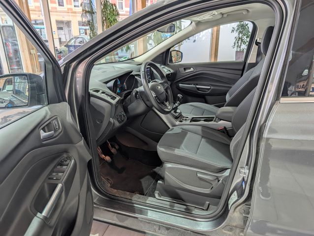 Ford Kuga Cool & Connect