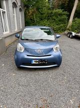 Toyota IQ + 1,0-l-VVT-i Multidrive + - Toyota IQ: Privatanbieter