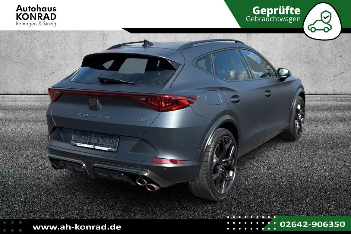 Fahrzeugabbildung CUPRA Formentor VZ5 4Drive 2.5 TSI*4x4*360°*NAVI*MATT