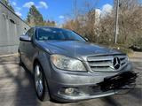 Mercedes-Benz Ich verkaufe meine Mercedes-Benz C-Klasse ... - Mercedes-Benz C 280 von privat