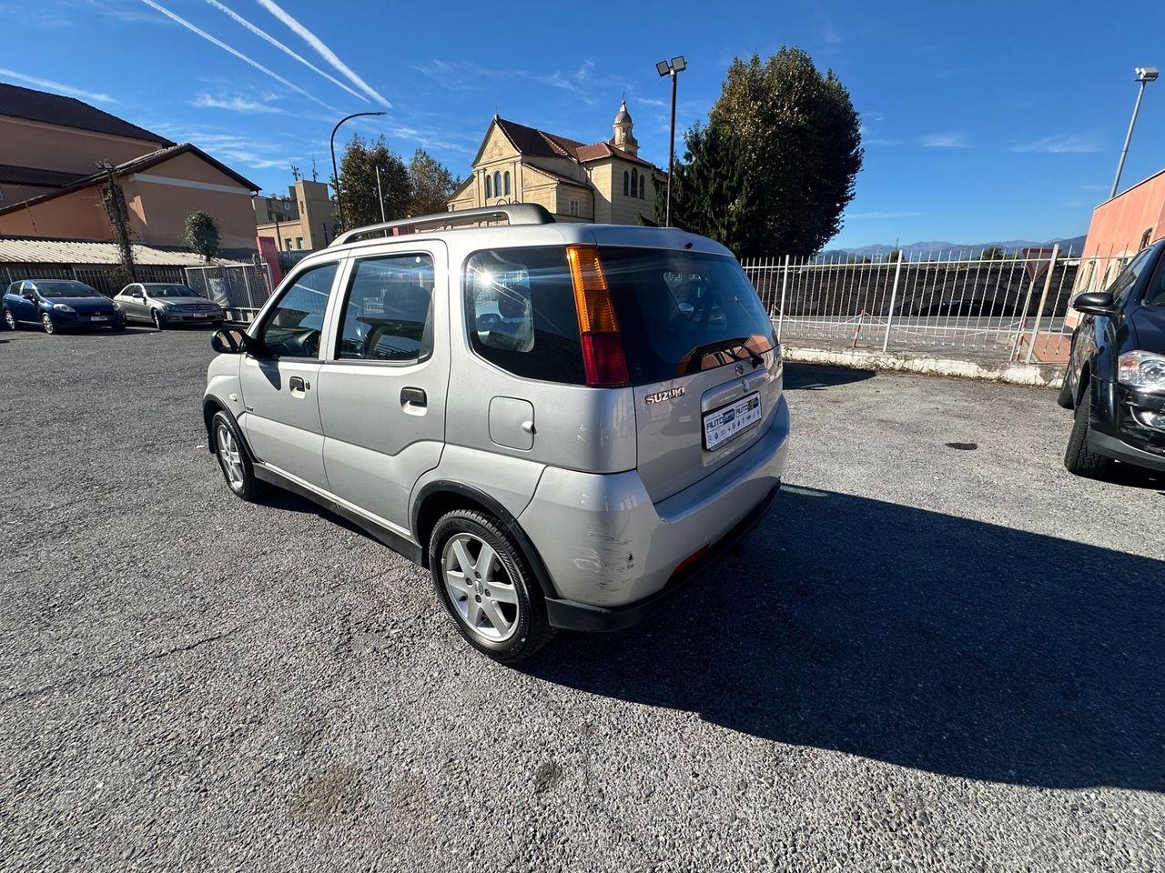 Suzuki Ignis 2005 — photo 9