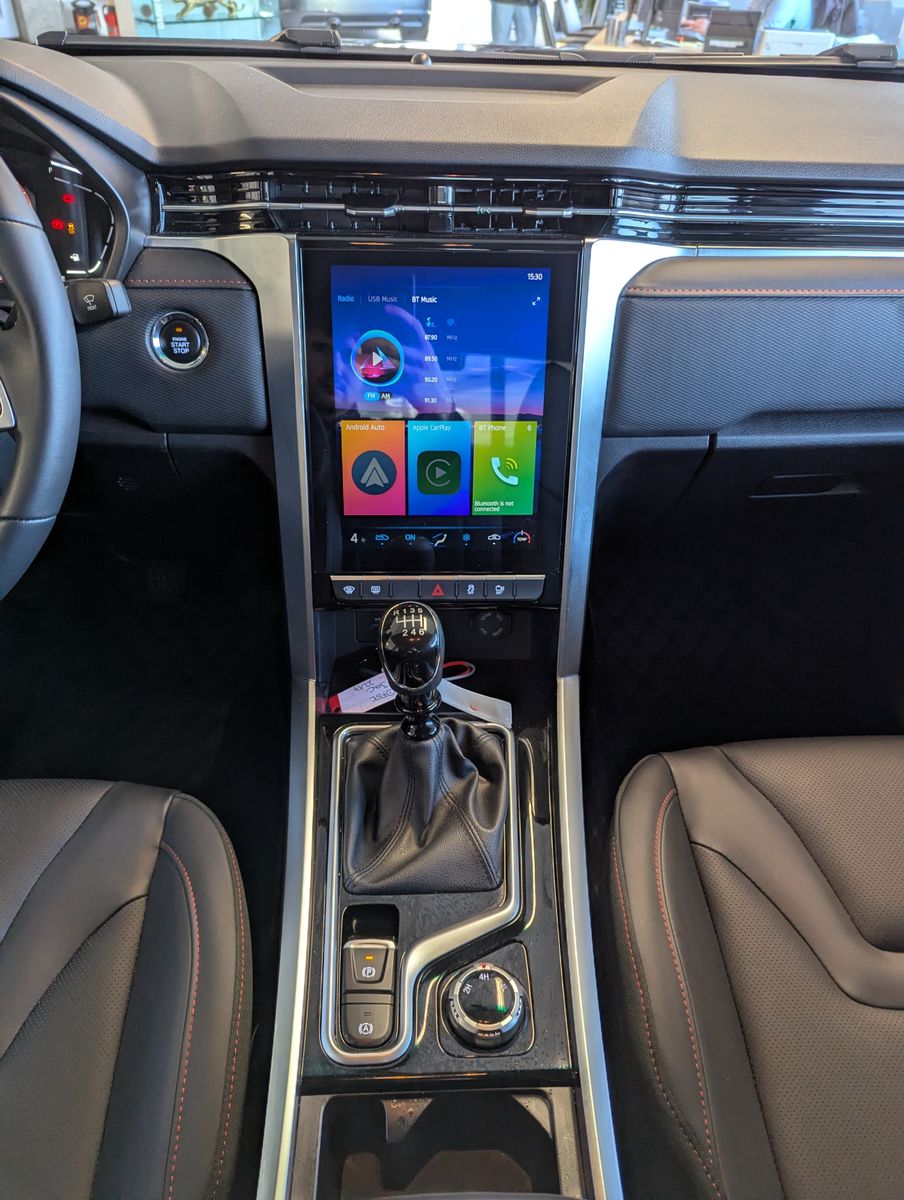 JAC 8 Pro 2,4 T Pick-Up 4WD Allrad 360° TEMP Leder - Image 18