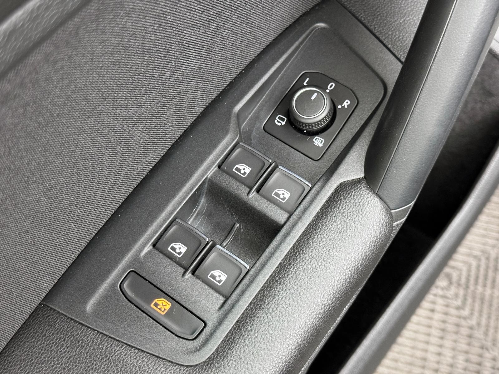 Fahrzeugabbildung Volkswagen 2.0 TSI IQ 4MOTION/HIGHLINE/ACC/VIRTUAL/HUD/RCAM