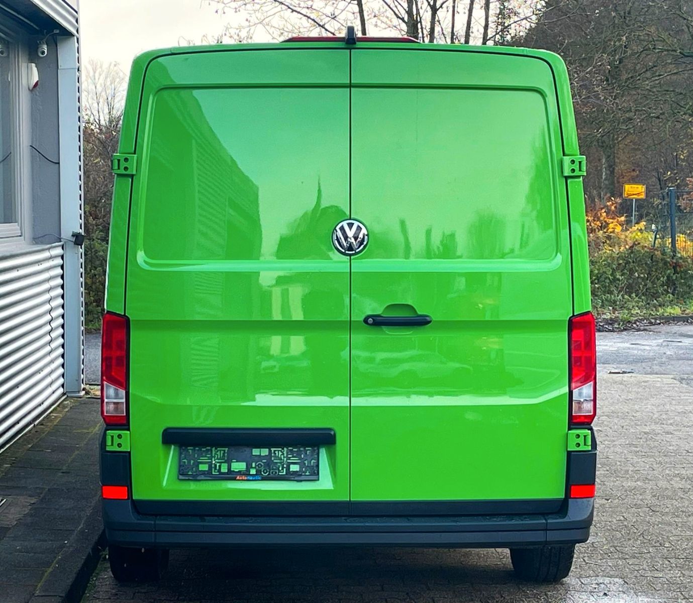 Fahrzeugabbildung Volkswagen Crafter 35 TDI L2 AUTOMATIK CAM SCHWINGSITZ EUR6