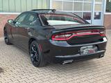 Dodge Charger R/T Automatik 5,7 V8 375 PS - Dodge Charger mit Benzin-Antrieb: Limousine, 5.7