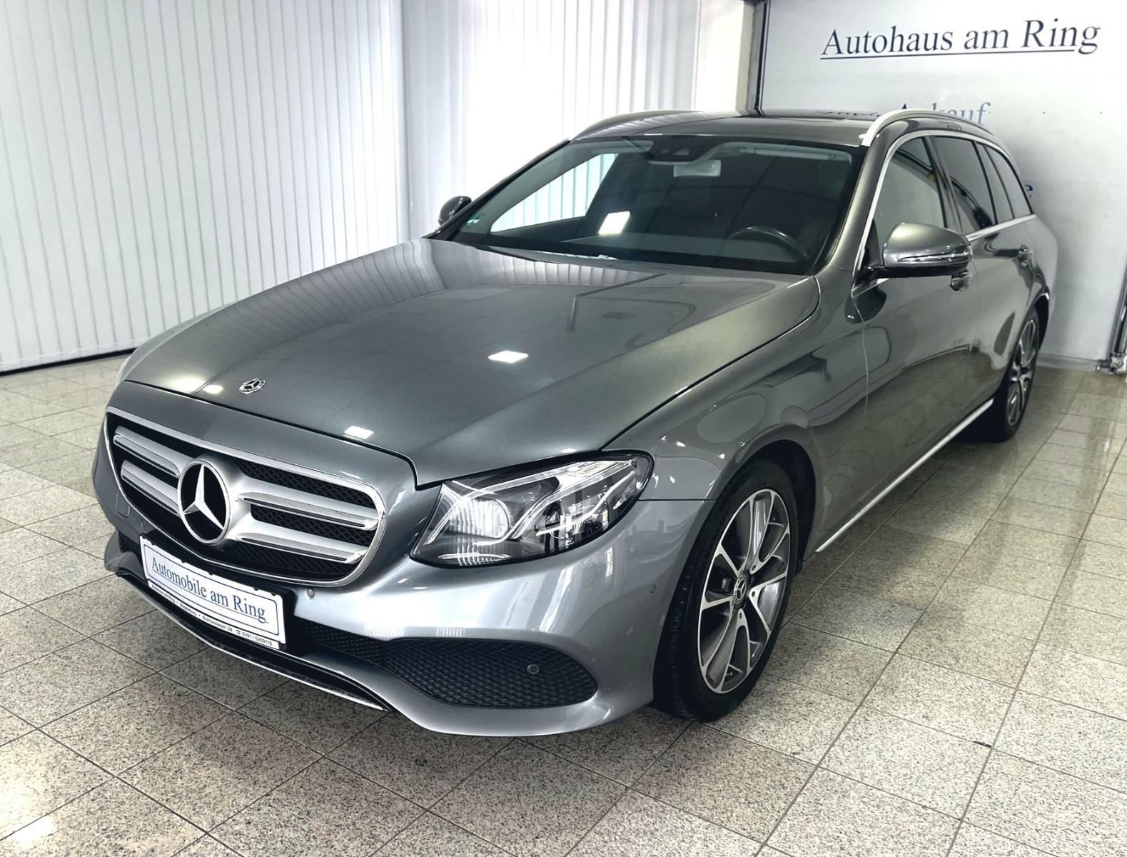 Mercedes-Benz E220d Leder Navi Multib. Standh. Kamera 7-Sitzer