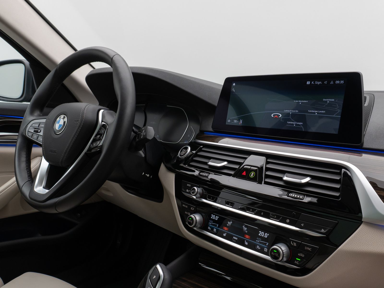 Fahrzeugabbildung BMW 540i xD Panorama 360°DAB Fernlichtassist Sport