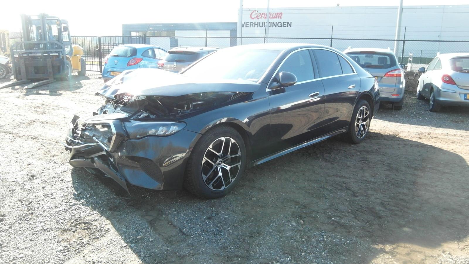 Mercedes-Benz E 220 E Limousine E 220 d Avantgarde Advanced