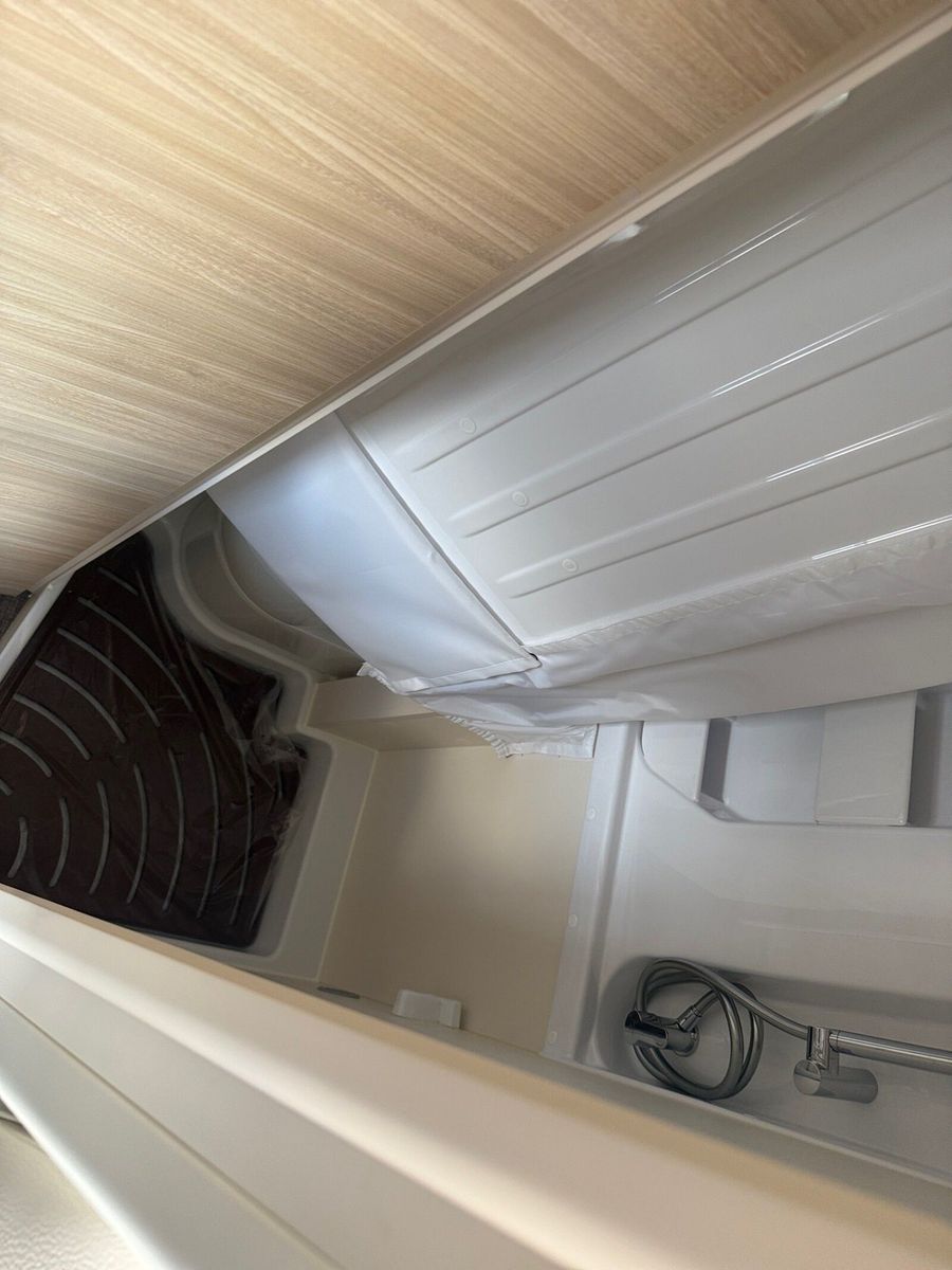 Fahrzeugabbildung Eura Mobil Van V 595 HB Klimaautomatik, Fahrassistenzpaket