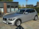 BMW 120d Limousine *Navi*PDC*SHZ*Bluetooth*5-Tg* - BMW 120 mit Diesel-Antrieb: Limousine