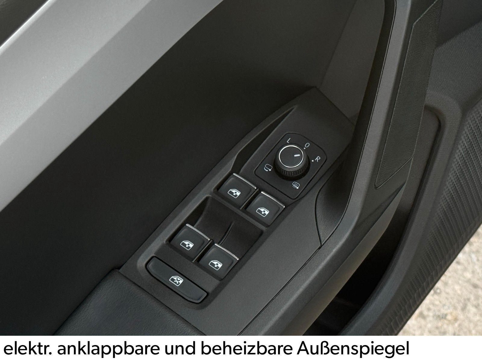 Fahrzeugabbildung SEAT Leon 1.5 TSI ACT FR Kamera Navi LED SHZ LHZ ACC