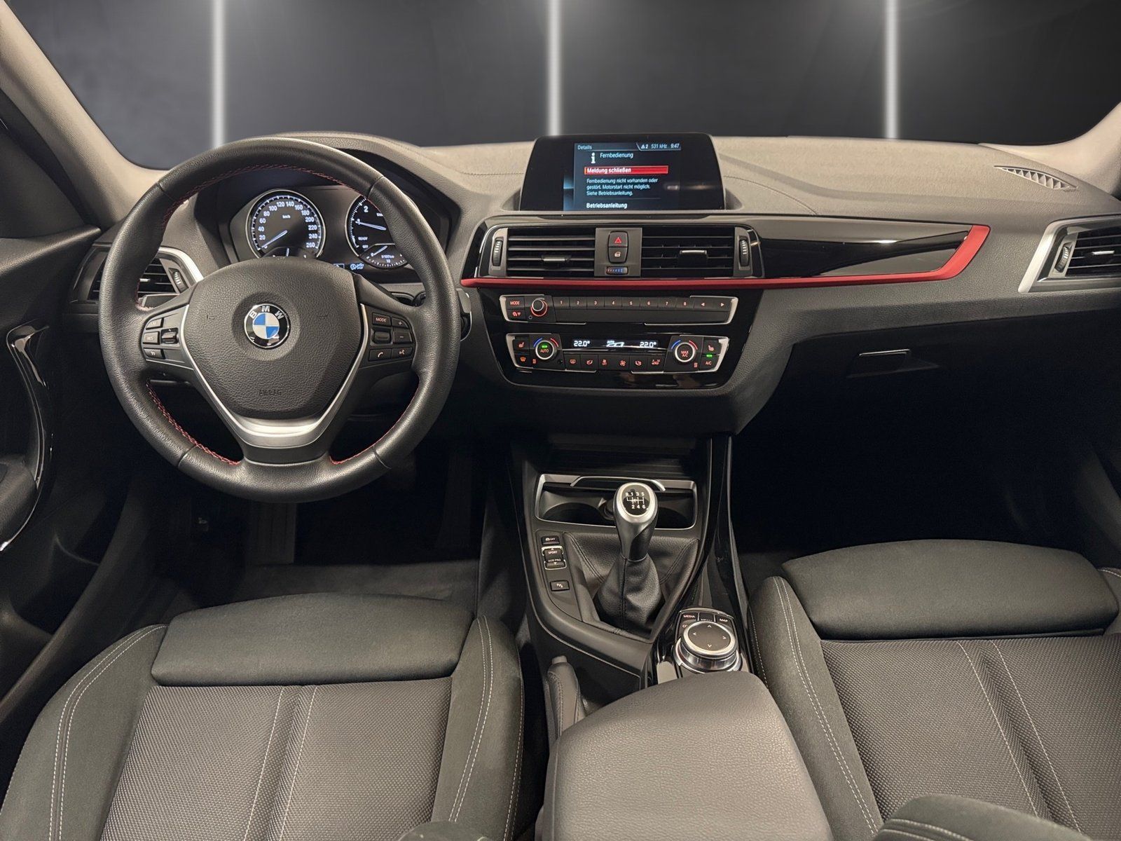 Fahrzeugabbildung BMW 116 i Sport Line*Navigation*PDC*Sitzheizung*LED*