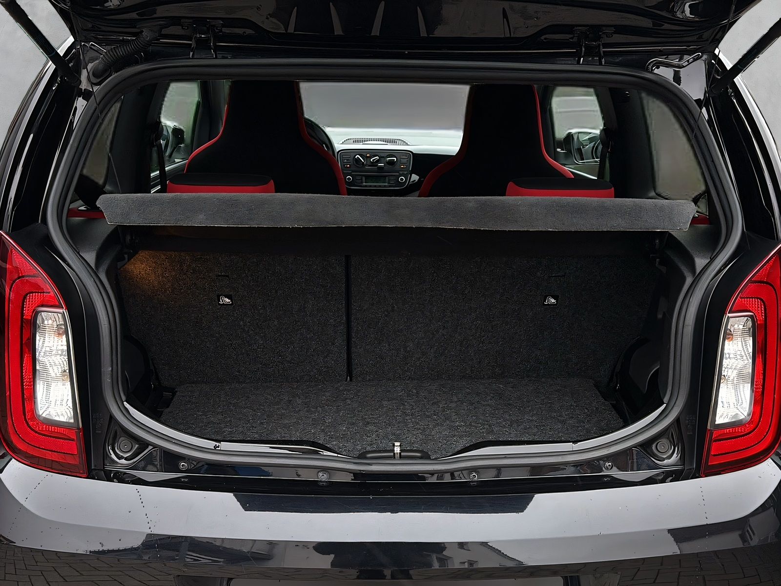 Fahrzeugabbildung SKODA Citigo Monte Carlo 1.0 MPI DAB SITZHEIZUNG KLIMA