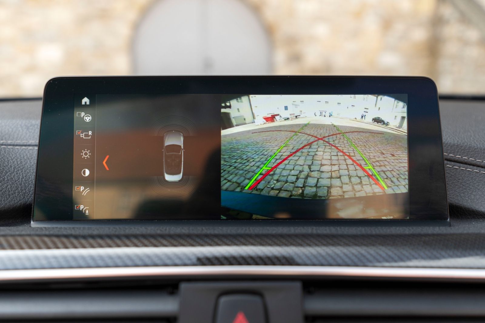 Fahrzeugabbildung BMW 430I Kabrio M-Performance H&K LED HUD CARBON KAM