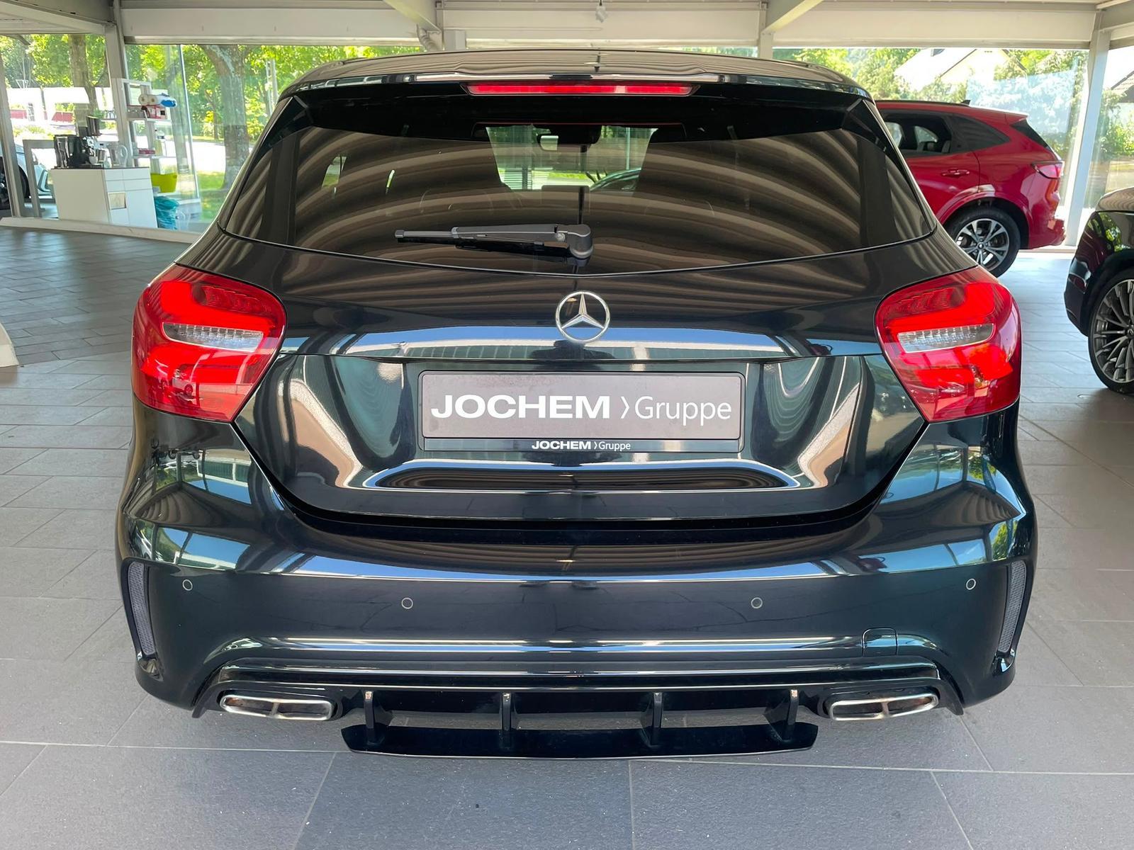 Mercedes-Benz A 250 AMG Sport (Line)*Navi*BusinessP.*LED*Tempo