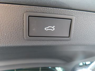 Fotografie 16 des Skoda Karoq Sportline 1.5 DSG 5-J.Garantie Matrix Navi