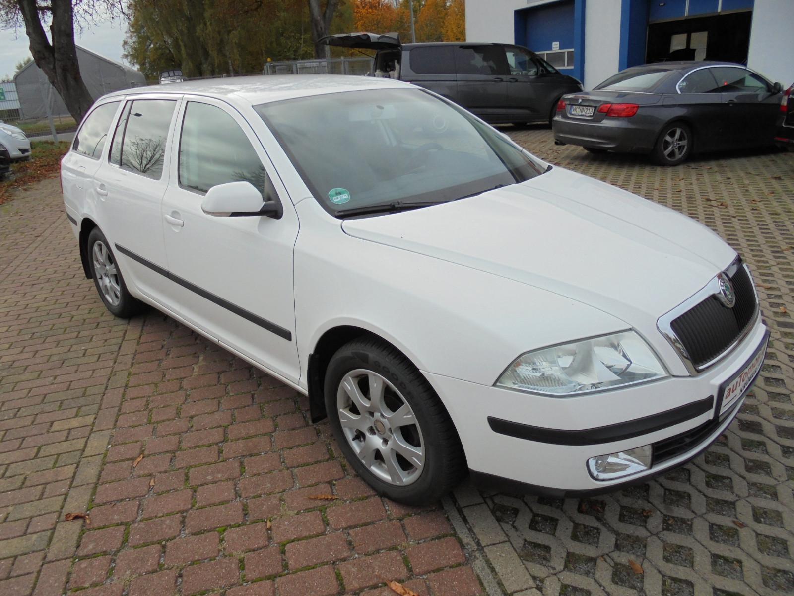 Skoda Octavia 2006 — фото 11