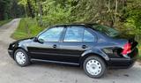 Volkswagen Bora 1.4 Basis Basis - Volkswagen Bora Basis mit Benzin-Antrieb