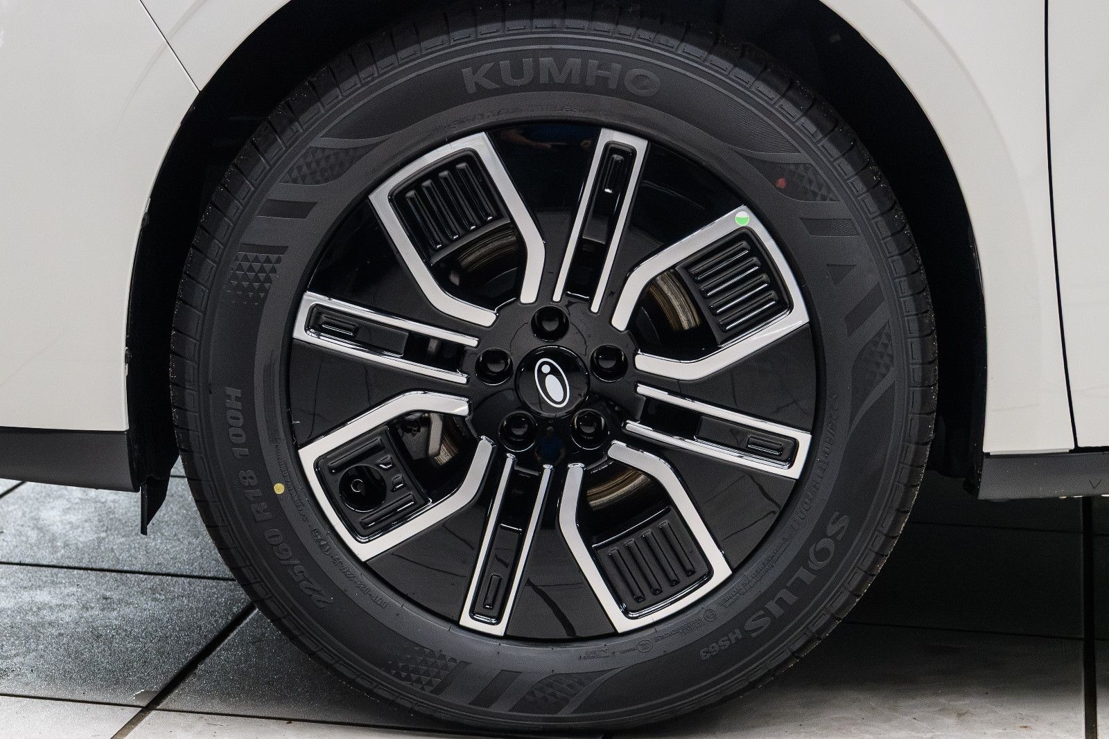 Fahrzeugabbildung GWM GWM Ora 5 SUV 1.5 Turbo *Premium +LED +360Kamera