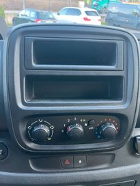 Renault Trafic - 8