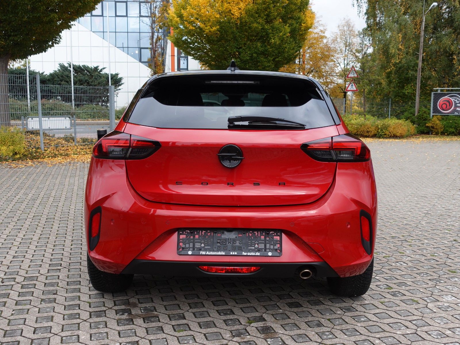 Fahrzeugabbildung Opel Corsa 1.2 Dir.Inj. Turbo GS74kw/NAVI/MATRIX/Tech