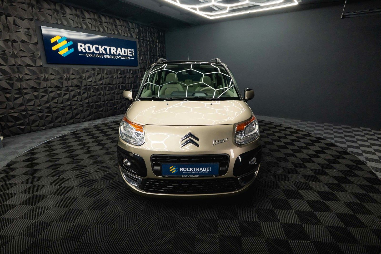 Fahrzeugabbildung Citroën C3 Picasso Exclusive Black Paket *1.Hand*Pano*