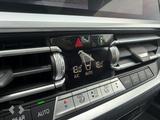 BMW 330 e Advantage Touring ParkAssist/Pano/Navi/Dig - BMW 330 Gebrauchtwagen