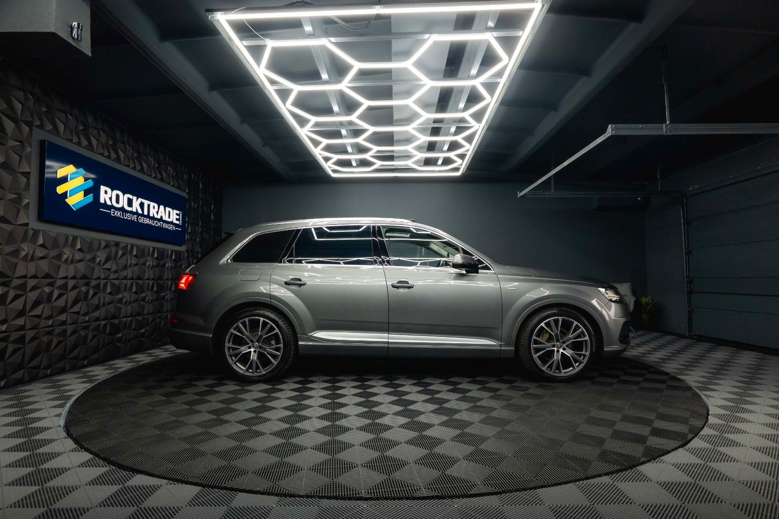 Fahrzeugabbildung Audi Q7 3.0 TDI quattro S-Line Plus *Pano*ACC*LED*