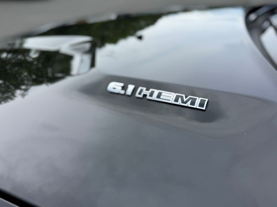 Fahrzeugabbildung Dodge Challenger 6.1 SRT8 Navi/SD/Leder Zweite Hand