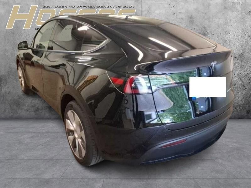 Tesla Model Y Long Range Dual AWD A.pilot Pr. Int. imagem 3