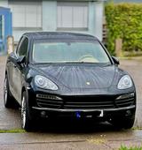 Porsche Cayenne Diesel - - Porsche Cayenne aus 2012 mit Diesel-Antrieb