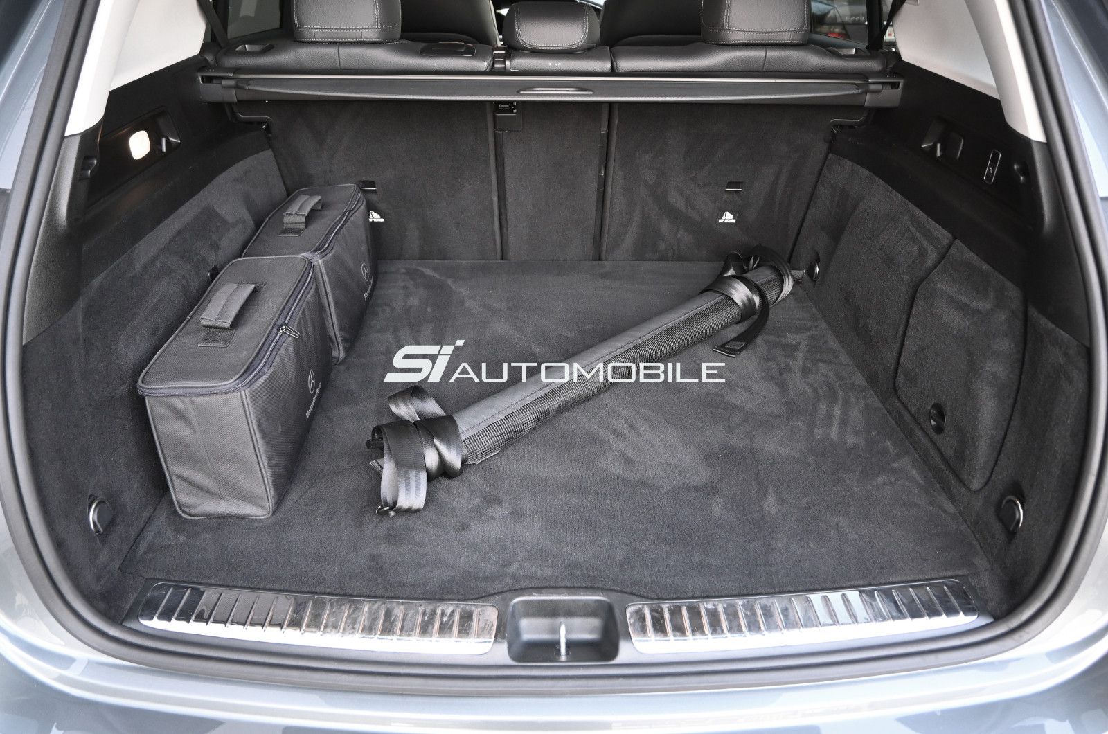Fahrzeugabbildung Mercedes-Benz GLE 350 e 4M AMG °ACC°AHK°AIRMATIC°360°4-ZONEN