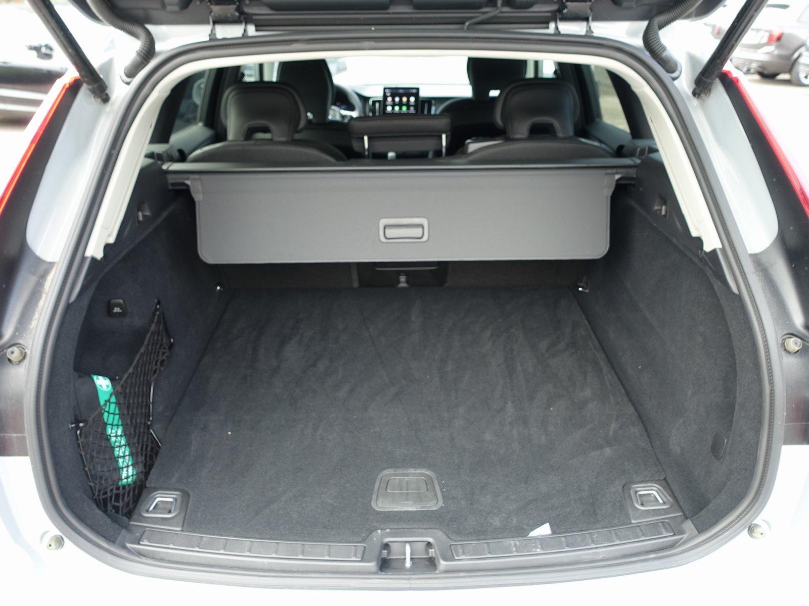 Volvo XC60 Core Facelift! T6 AWD Plug-in Hybrid/Kamera