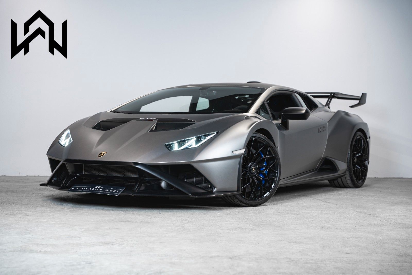 LAMBORGHINI Huracan