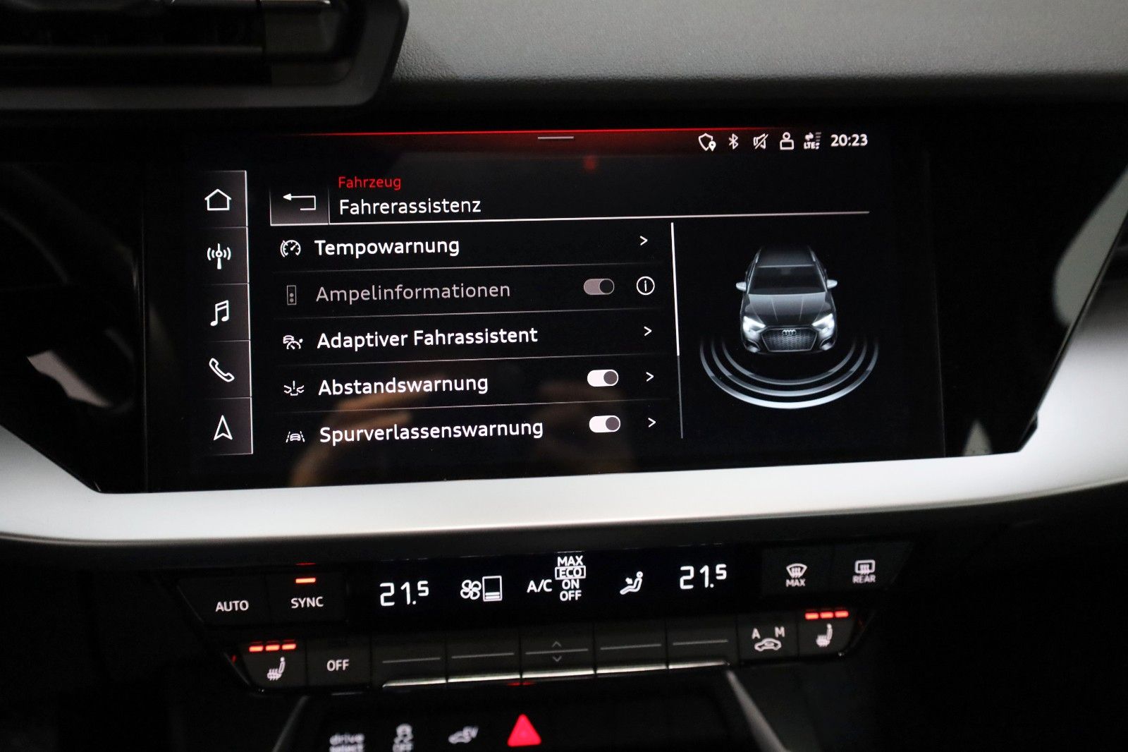 Fahrzeugabbildung Audi A3 40 TFSIe Sportback ACC,LED,CarPlay,SH,PDC