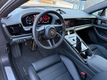 Porsche Panamera - 11