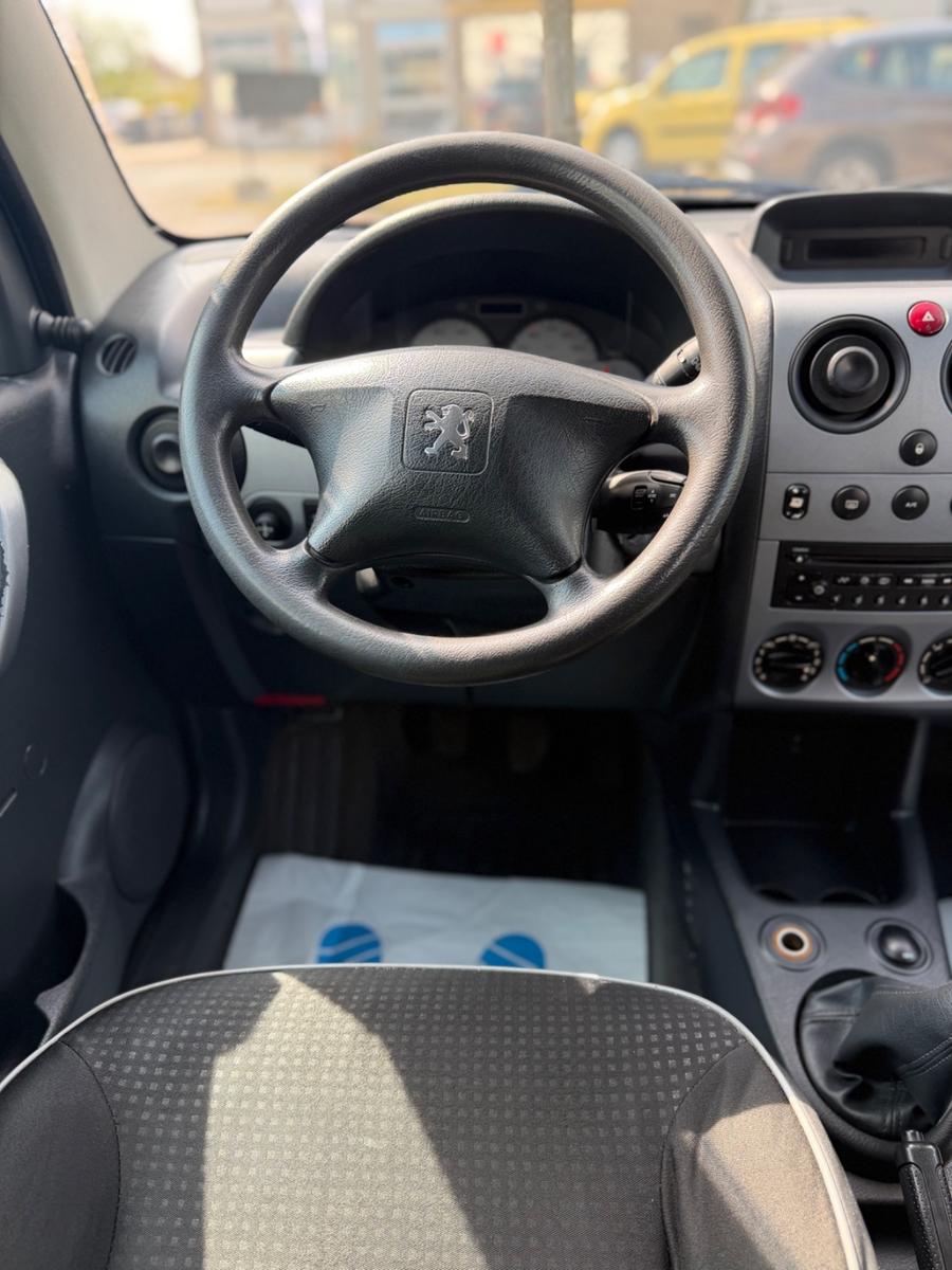 Peugeot Partner Grand Filou Cool 110*KLIMA*AHK*