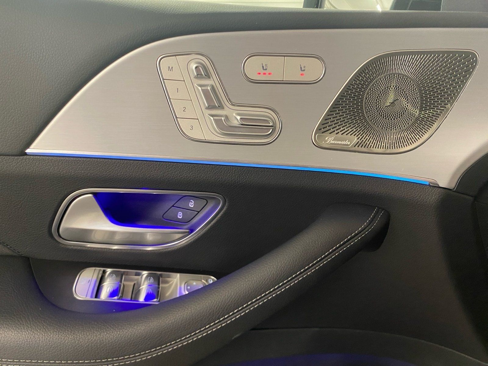 Fahrzeugabbildung Mercedes-Benz GLE 400 e 4M*AHK*Distronic*Panora*Totwinkel*360*