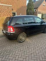 Opel Zafira 1.6 ecoFLEX Selection Selection - Opel Zafira Gebrauchtwagen in Krefeld