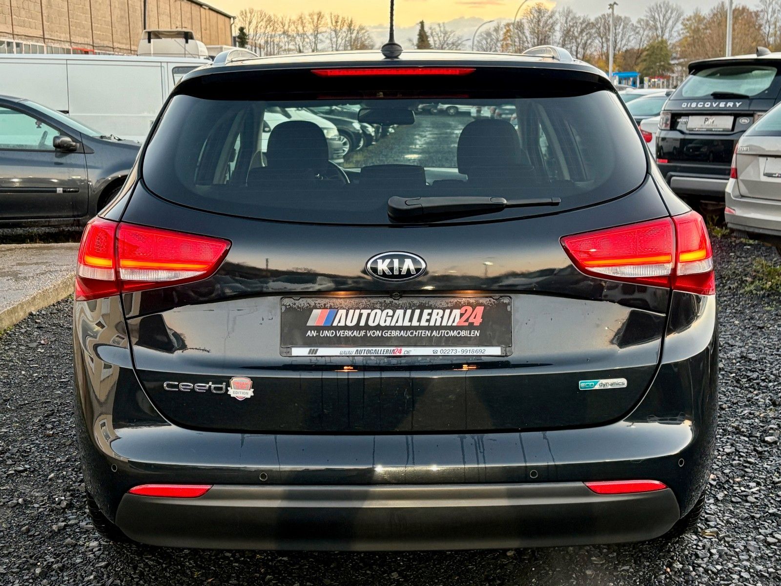Fahrzeugabbildung Kia cee'd Sportswagon 1.4 Navi Kamera SHZ Tempomat